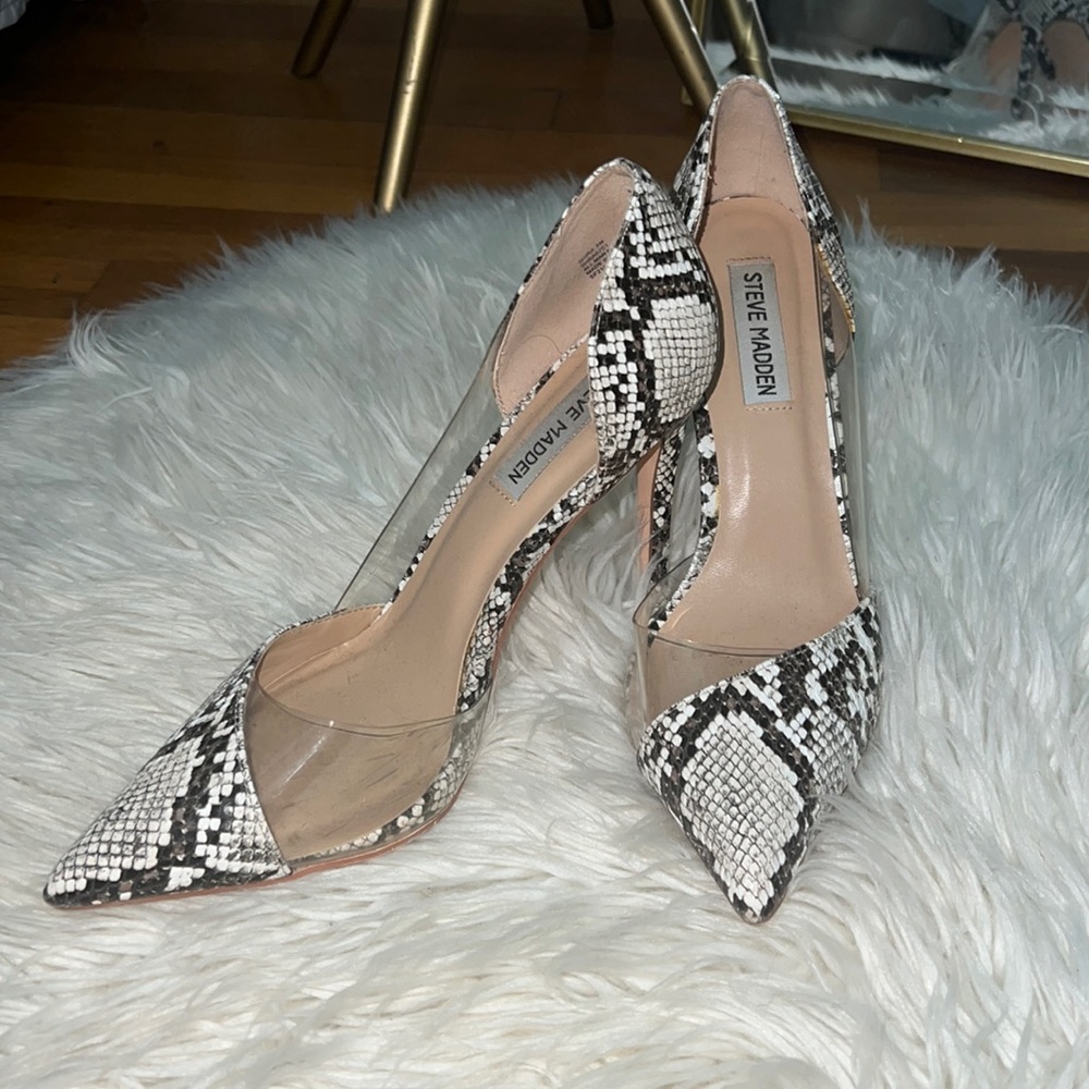 Steve Madden heels!